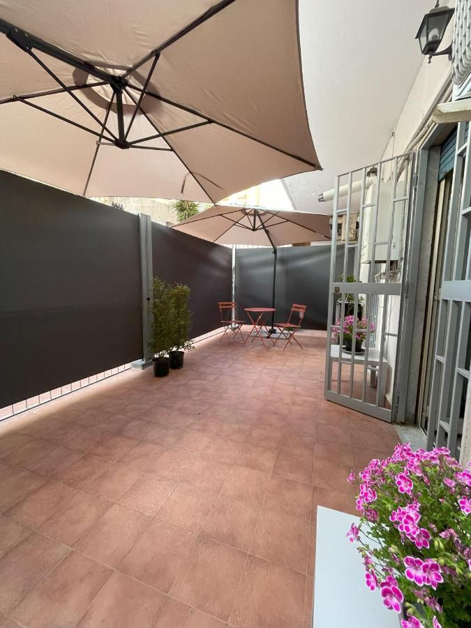 Dr House Apartment Catania Exterior photo